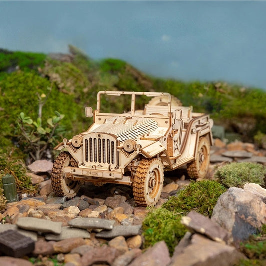 1:18 Scale 3D Wooden Army Jeep Puzzle – DIY Off-Road Model Kit for Off-Roaders & Overland Explorers