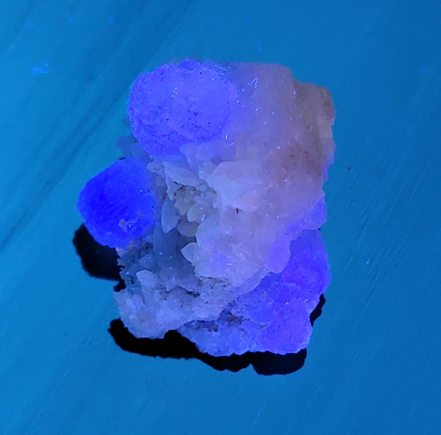 Rare Cubo-Octahedral Fluorite Crystals on Quartz – 34.79g - 3 Clowns Pocket, Arizona – Translucent Green Fluorescent Mineral