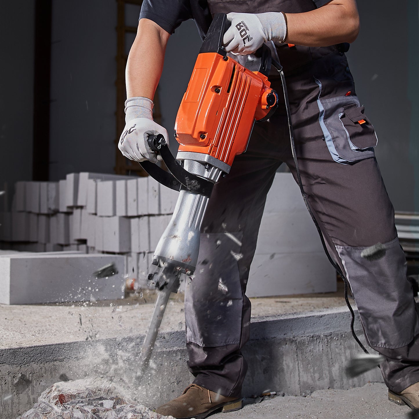 VEVOR 2200W Demolition Jack Hammer | Rock &Concrete Breaker with 6 Chisel Bits