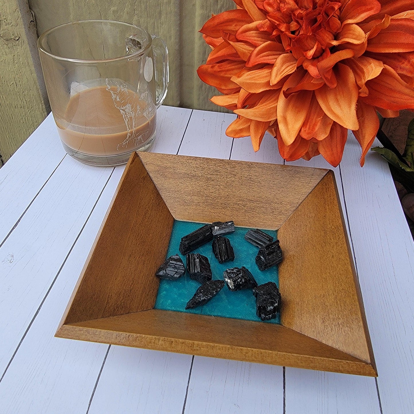 Handmade Wooden & Resin Decorative Dish – Unique Home Decor, Jewelry Holder, Catch-All Tray