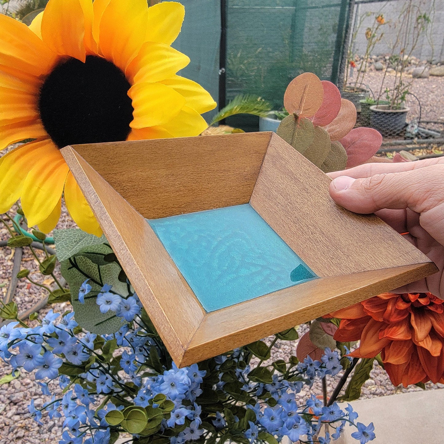 Handmade Wooden & Resin Decorative Dish – Unique Home Decor, Jewelry Holder, Catch-All Tray