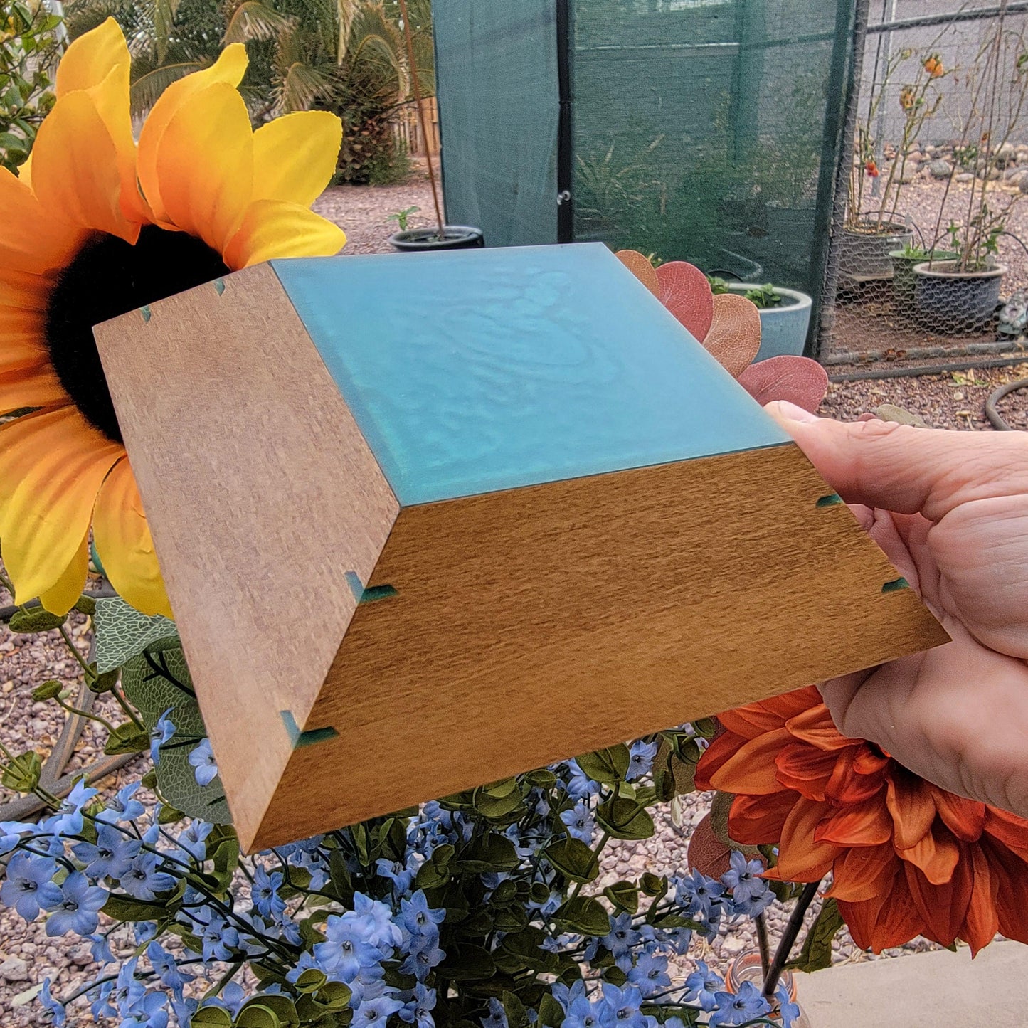 Handmade Wooden & Resin Decorative Dish – Unique Home Decor, Jewelry Holder, Catch-All Tray