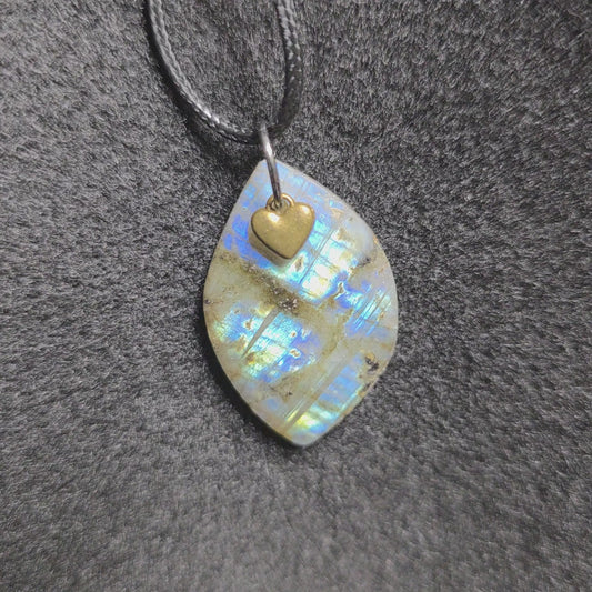 Labradorite Necklace with Dainty Heart Charm Iridescent Gemstone Pendant